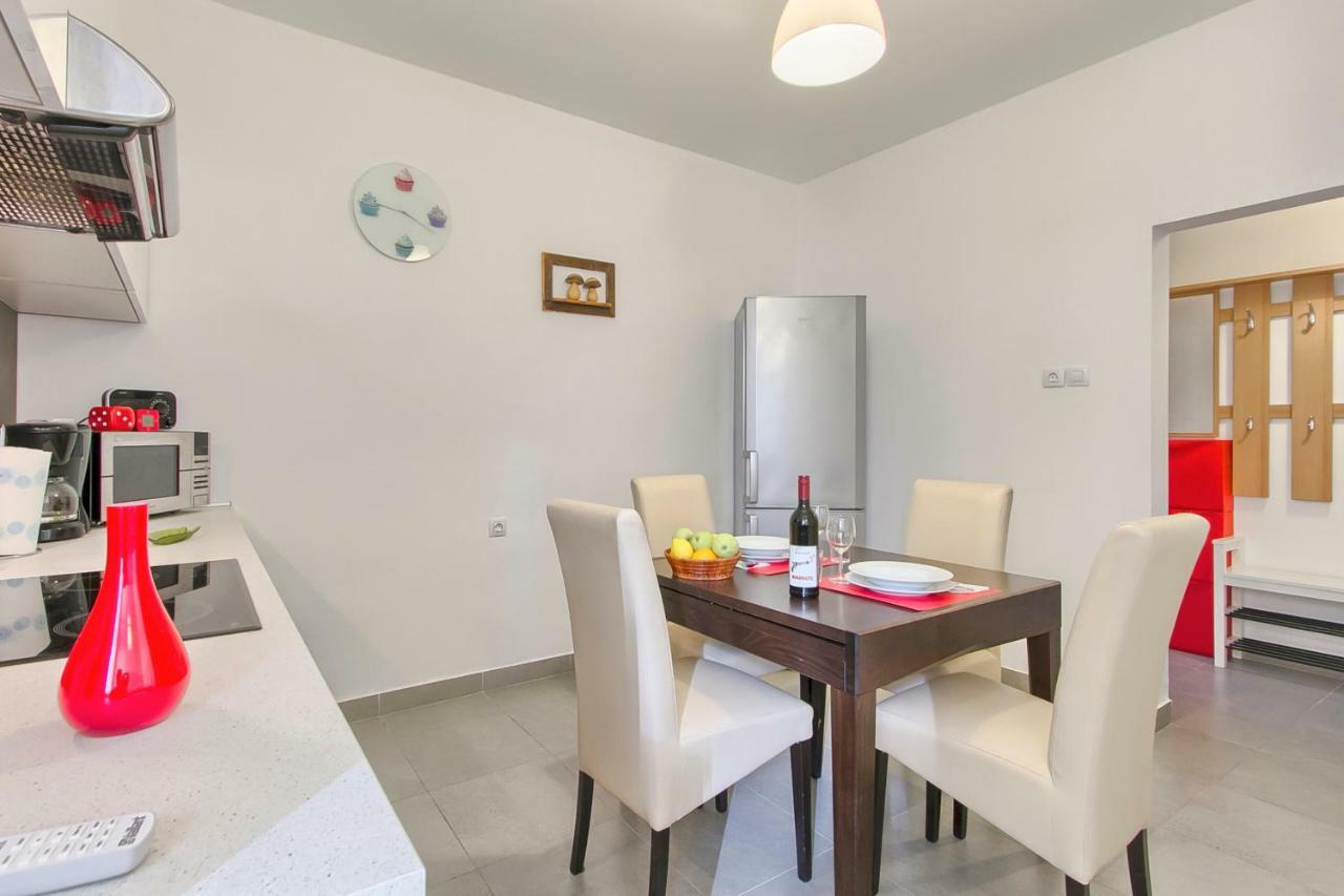 Apartment Spagnolo City Пула Екстер'єр фото